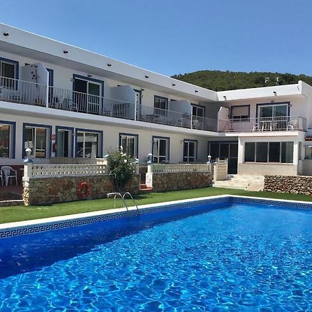 Apartamentos Cana Sofia Cala Llonga  Kültér fotó