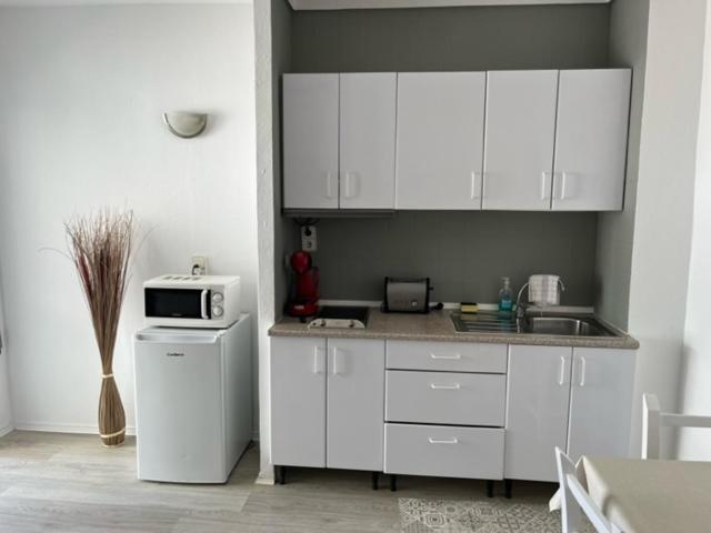 Apartamentos Cana Sofia Cala Llonga  Kültér fotó