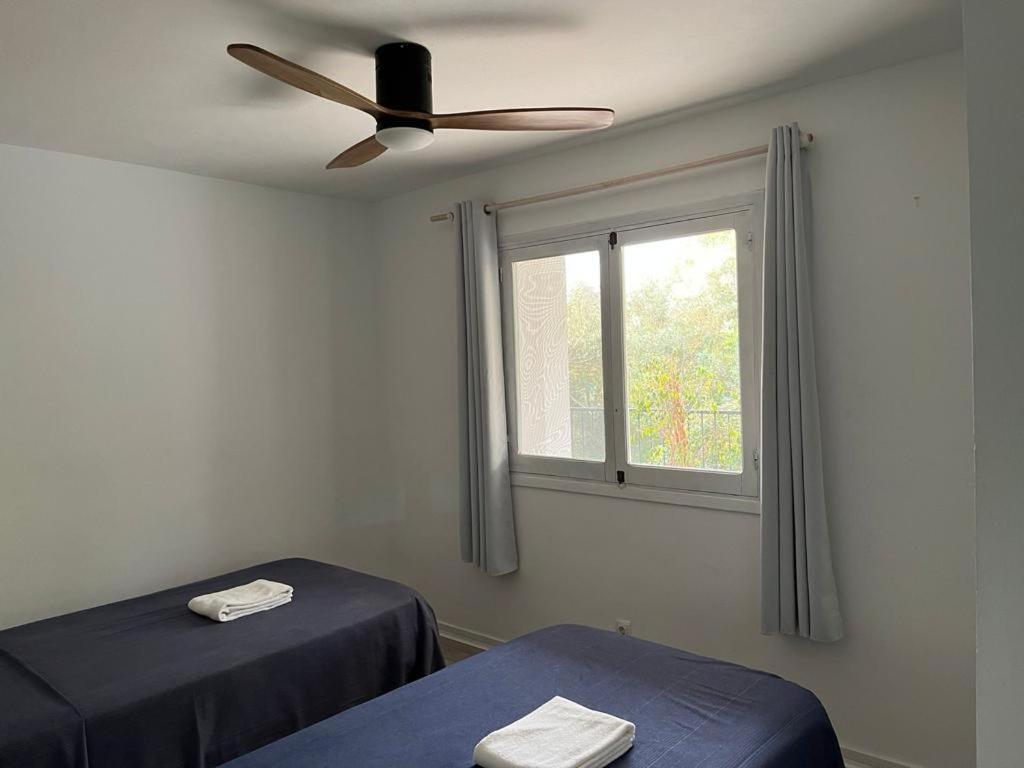 Apartamentos Cana Sofia Cala Llonga  Kültér fotó